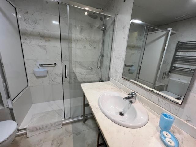Apartamentos City Beach Barcelona Exterior foto